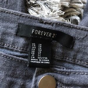 Forever 21 Grey Skinny Jeans Size 28 - Worn once!